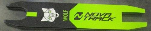 Шкурка-накладка на деку трюкового самоката Novatrack Wolf Plastic EL, 47,5см*9см, зеленая